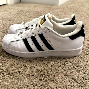 Adidas Superstar